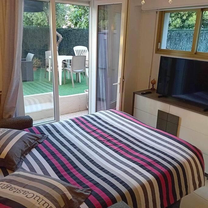 Studio Cosy Terrasse Front Mer Cagnes-sur-Mer Eksteriør bilde