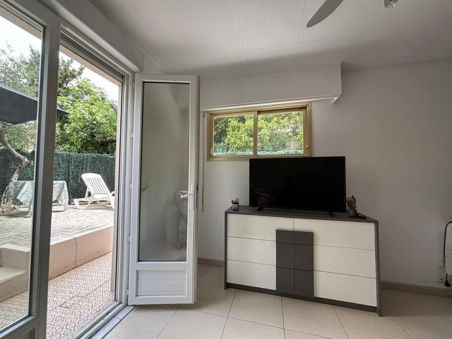 Studio Cosy Terrasse Front Mer Cagnes-sur-Mer Eksteriør bilde