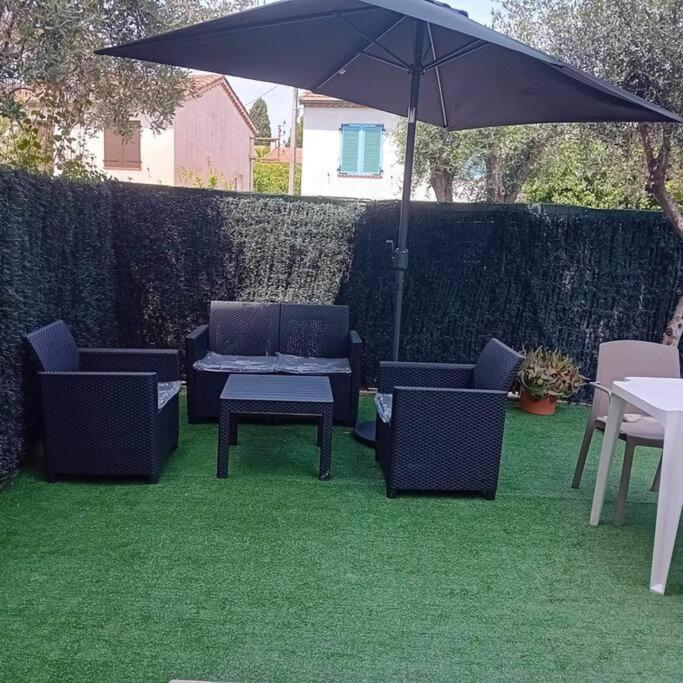 Studio Cosy Terrasse Front Mer Cagnes-sur-Mer Eksteriør bilde